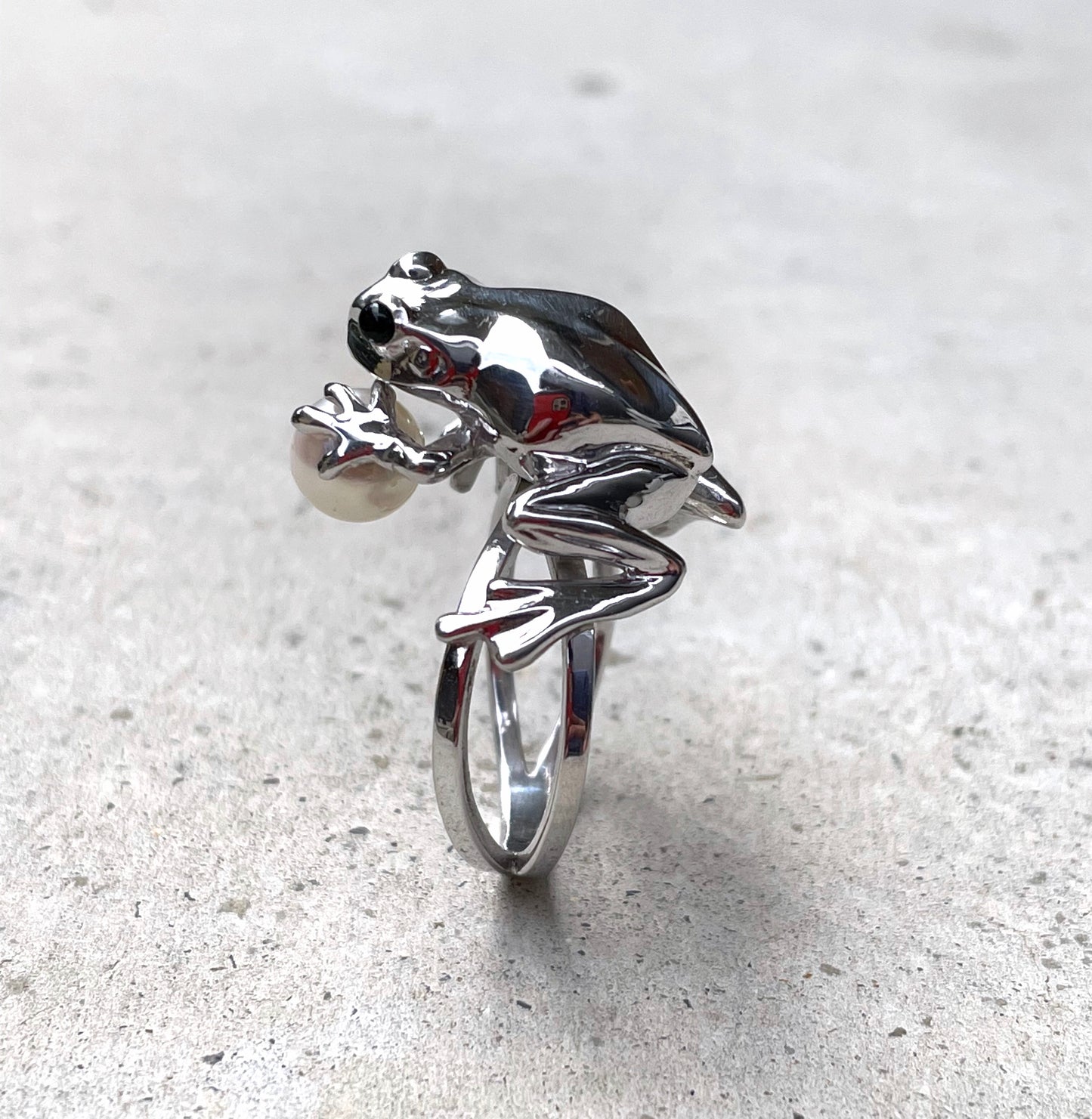 Anello “Raganella” <アマガエルのリング>