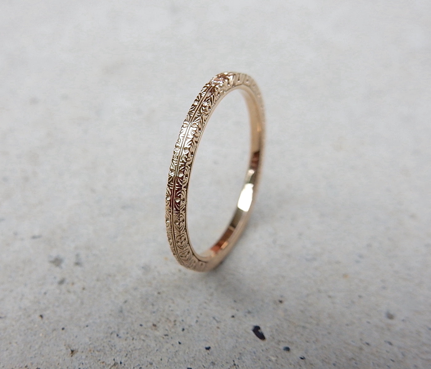 Decorato anello “cintolo”　＜飾り彫りリング ”細紐”＞ K10YG