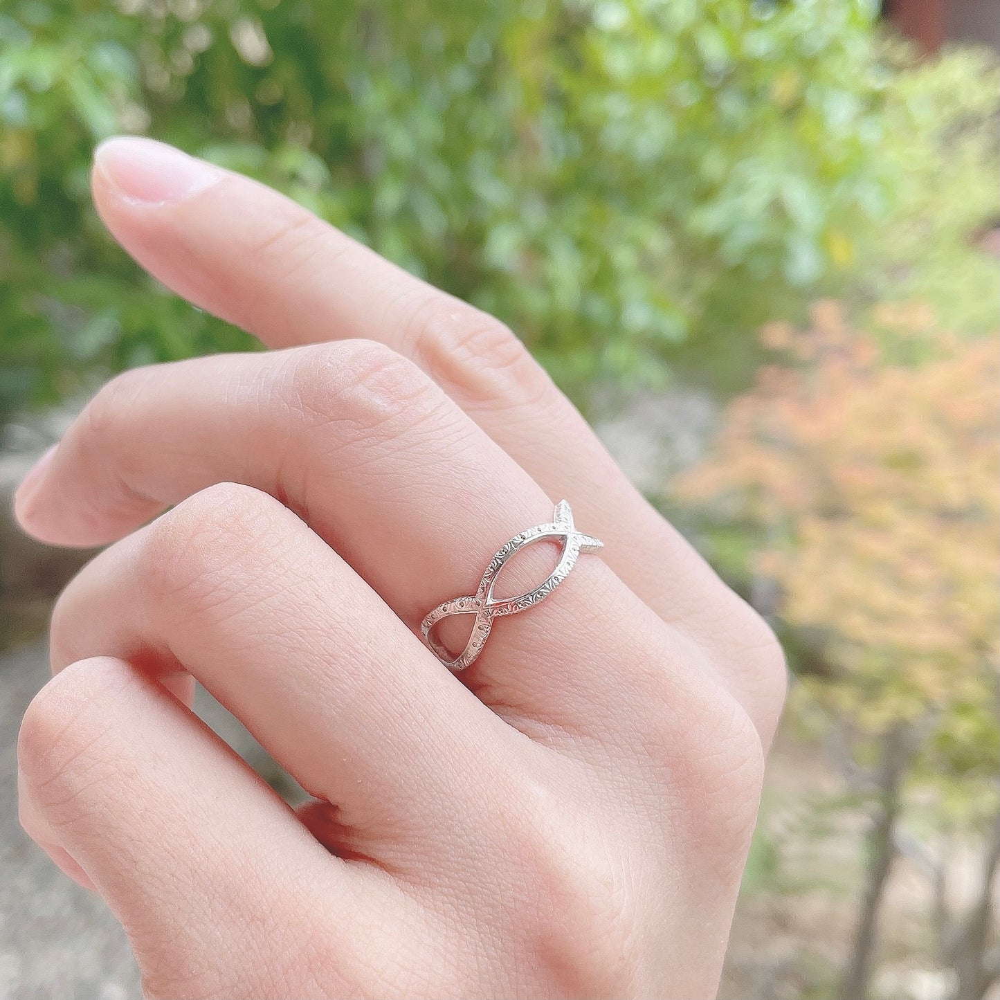 Decorato anello “intrecciato”　＜飾り彫りリング ”無限大”（大）＞ Pt900